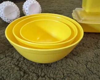 Three vintage child’s Pyrex mixing bowls - sold with the refrigerator set in the previous picture