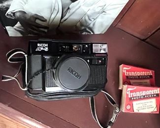 Vtg. Rich AF-5 camera w/case and 2 pkgs of Transparent Photo-Ecken