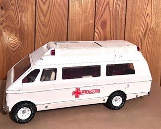 Vtg. metal Tonka Rescue Ambulance Van