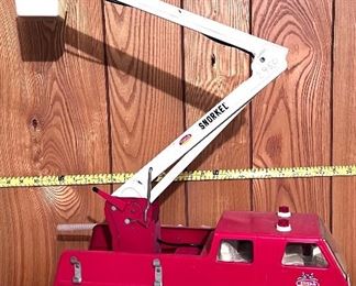 Vtg. pressed steel Tonka XR 101 - Snorkel truck w/hydrant