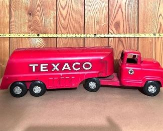 Vtg. metal Buddy L Texaco gas delivery truck