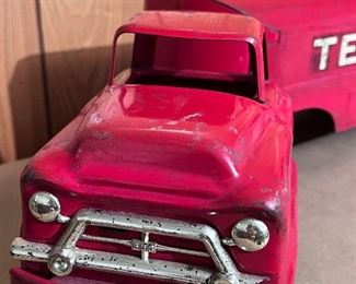 Vtg. metal Buddy L Texaco gas delivery truck