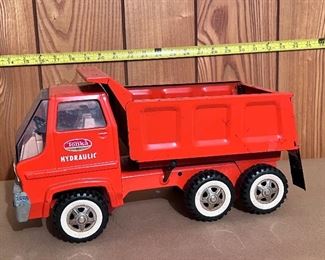 Vtg. pressed steel Tonka Hydraulic 1970's