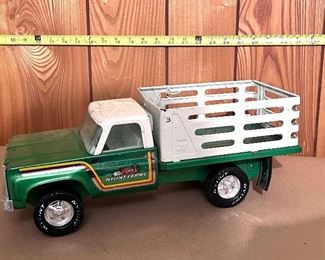 Vtg. pressed steel Ny-Lint Farms pickup