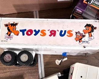 Toys R Us semi trailer only