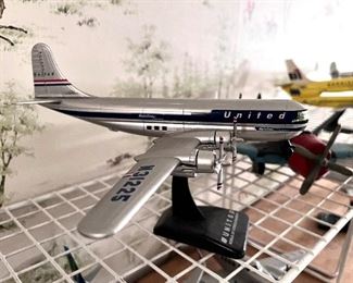 Vtg. model Airplanes - United Boeing 377 - SOME OF THE PLANES MAY BE SOLD