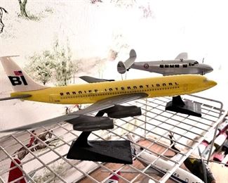 Vtg. model Airplanes - BI Braniff International - SOME OF THE PLANES MAY BE SOLD
