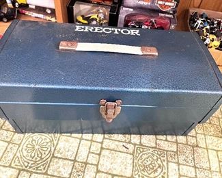 Gilbert Erector w/metal carrying case
