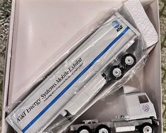 Winross Collection Semi Trucks - AT&T