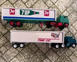 Winross Collection Semi Trucks - 7UP & Time-DC