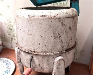 Vtg. toy washing machine