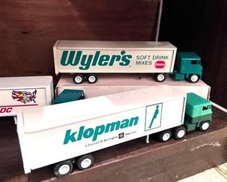 Winross Collection Semi Trucks - Klopman