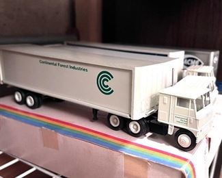 Winross Collection Semi Trucks - Continental Forest Ind.