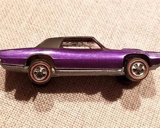 Vtg. Hot Wheels Red line cars - 1967 Custom T Bird