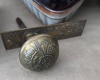 Vtg. door knob - only one so hopefully you are only going in and don't need to go out.