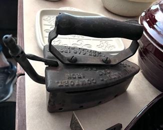 Vtg. cast iron, comfort iron - Strause Gas Iron Co.