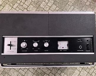 Vtg. Sony Tapecorder - Solid State Stereo Center 230 - Reel to Reel Sterecorder
