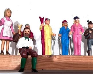 G Gauge scale people - SOME OF THE PEOPLE FIGURES MAY BE SOLD