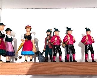G Gauge scale people - SOME OF THE PEOPLE FIGURES MAY BE SOLD