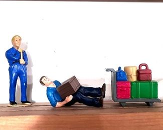 G Gauge scale people - SOME OF THE PEOPLE FIGURES MAY BE SOLD