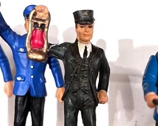 G Gauge scale people - SOME OF THE PEOPLE FIGURES MAY BE SOLD