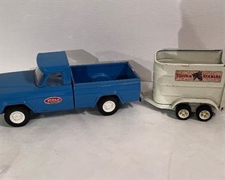 Vtg. Pressed steel Tonka pickup w/horse trailer