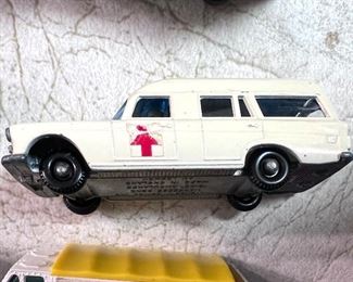 Matchbox #3 Mercedes Benz "BINZ" Ambulance by Lesney
