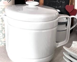 Vtg. Art Deco - Seltmann Weiden Bavaria W. Germany tea pot