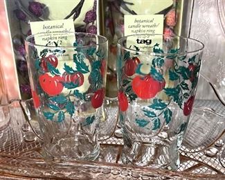 2 Tomato drinking glasses
