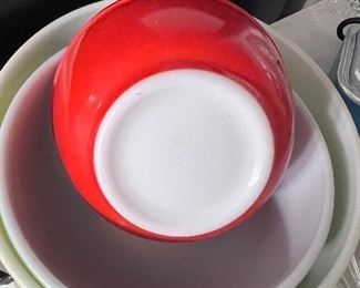 Vtg. Pryex Mixing Bowls - Yellow, Green, Red, Blue