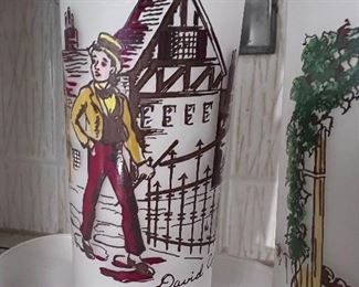 Vtg. 1950's Hazel Atlas Dickens series 5" frosted Glasses -David Copperfield