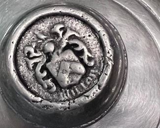 Wilton-Columbia Pa. pewter casserole dish w/lid