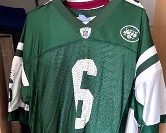 Football Jersey - Jets #6 Sanchez - never worn