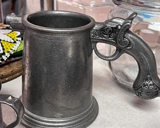Pewter mug w/pistil handle