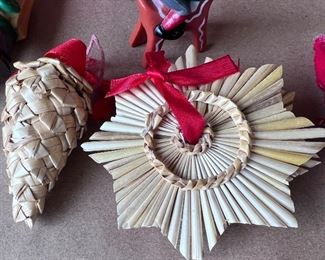 Scandinavian straw ornaments - SOME OF THE CHRISTMAS ORNAMENT MAY BE SOLD
