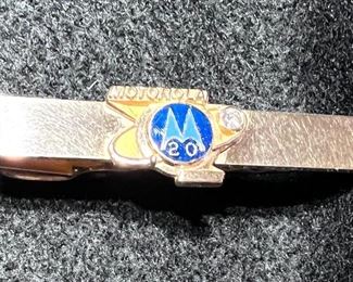 Vtg. Motorola 12K GF 20 year service tie tack
