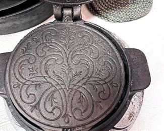 Vtg. Hoyang Pizzelle waffle cookie krumkake