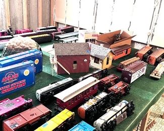 Tons of loose trains - O gauge, G gauge, S gauge, accessories and more