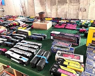 Tons of loose trains - O gauge, G gauge, S gauge, accessories and more