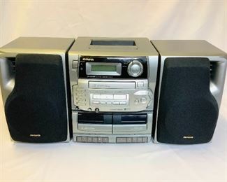 Gesc319 Aiwa CD Carry Component System