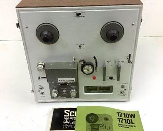 Gesc613 1960s Akai ReeltoReel