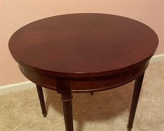 Vintage mahogany round lamp table