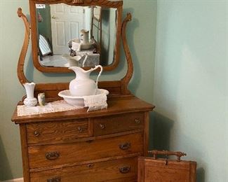 Eastlake magazine stand