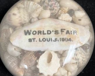 158 1904 St Louis Worlds Fair Seashell Glass Paperweight