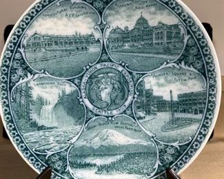 171 Vintage Seattle Souvenir Plate  AlaskaYukonPacific Expo made for The Bon Marche
