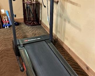 Weslo Cadence 70E Treadmill