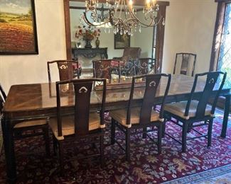Dining room table & 8 chairs (has an additional leaf)