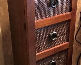 Another vertical organizer