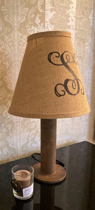 "S" lamp