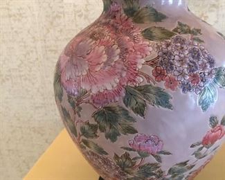 Detail on lamp with embellished base